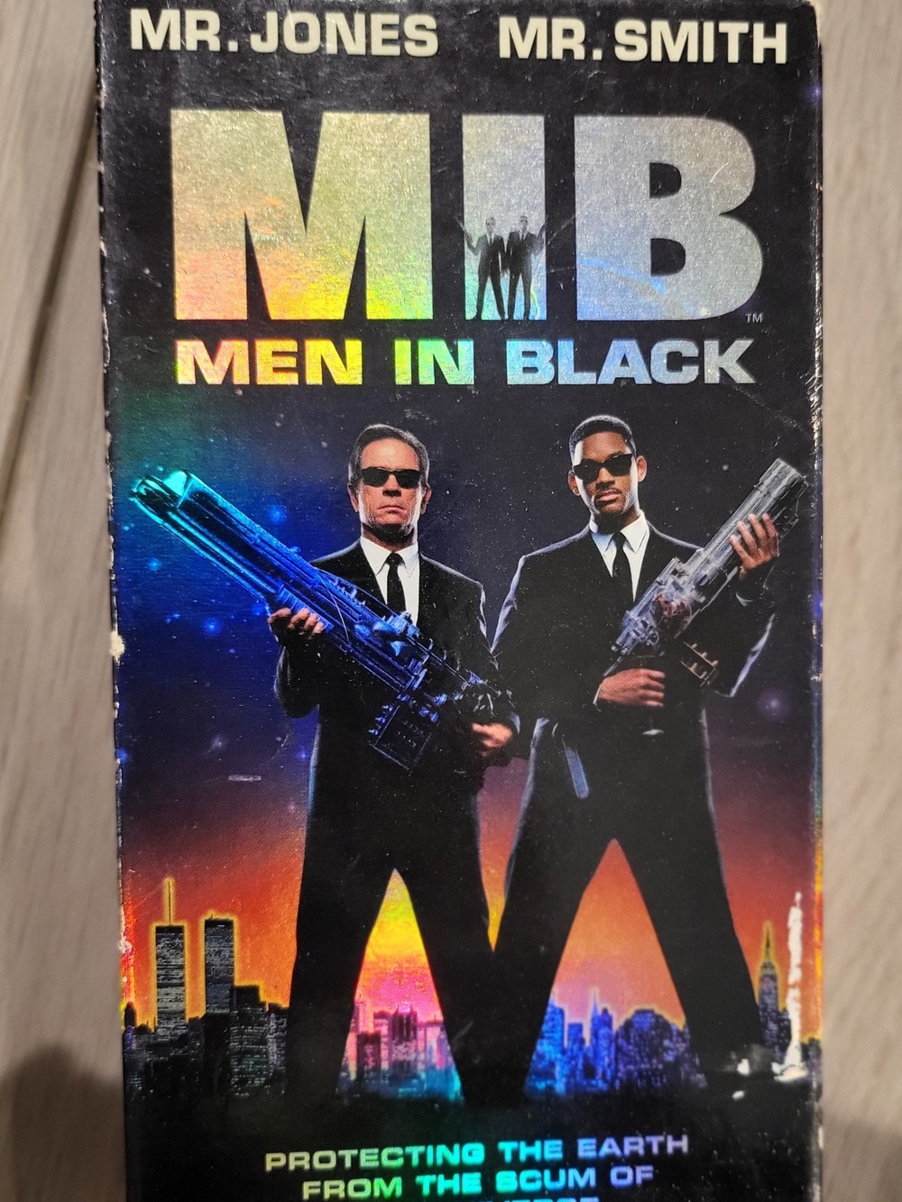 Men in Black VHS 1997 Holographic Blockbuster Former Rental